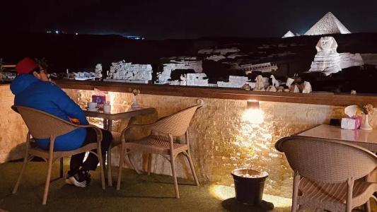 Seven Pyramids Inn - 27