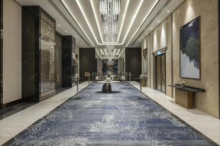DoubleTree by Hilton - 16