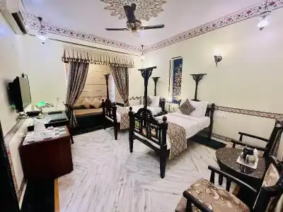 Umaid Mahal - A Heritage Style Boutique - 36