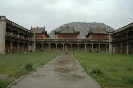 UB Guesthouse & Tours - Not for Locals - 8