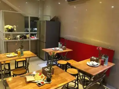 RedDoorz Plus @ Pham Ngu Lao 2 - 12