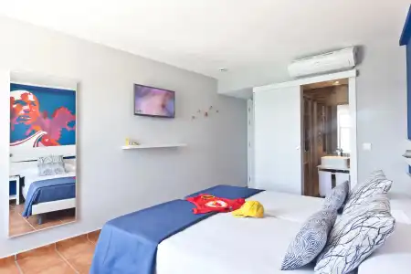 Ryans La Marina - 4
