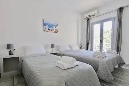 Anny Studios & Rooms Perissa Beach - 2
