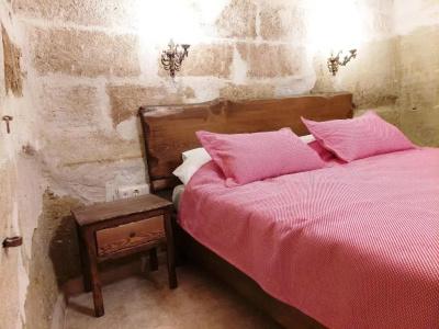 Armesos Cave - 238