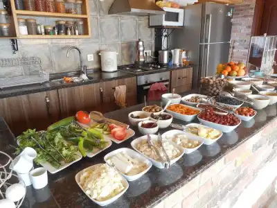 Lale Pansiyon - 11