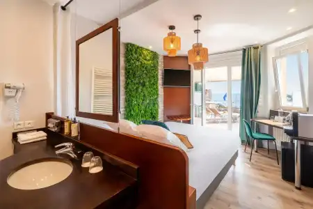 Best Western Plus La Rade - 98