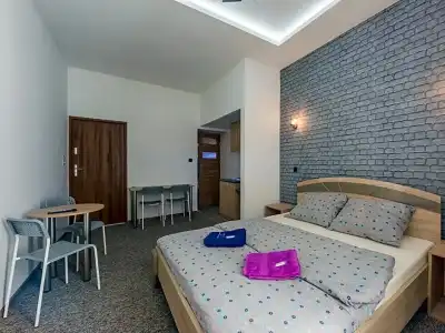 Hostel 70S - 17