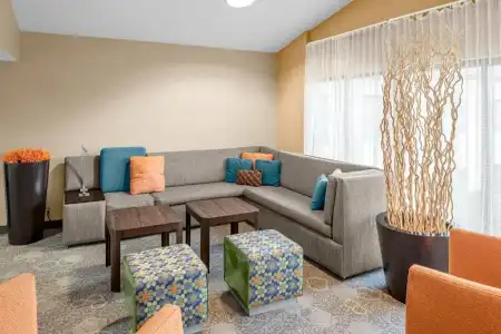Courtyard by Marriott Wilmington / Wrightsville Beach - 9
