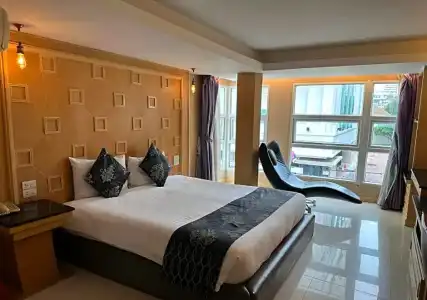 UPARs Sukhumvit 11 Nana - 65
