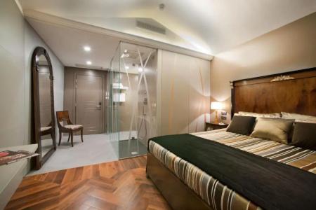 The Glam Boutique & Apt - 84