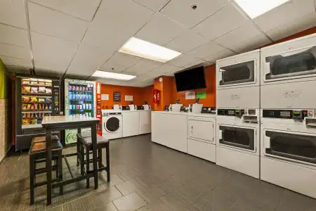 Best Western The Plaza Honolulu Airport - Free Breakfast - 15