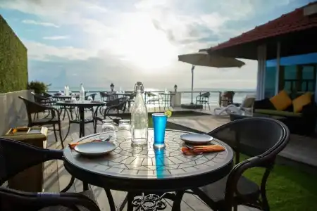 Royale Exotica - 21