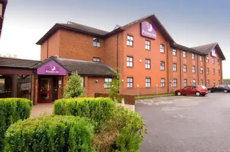Premier Inn Manchester - Prestwich - 18