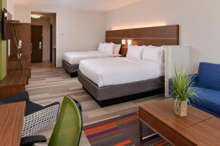 Holiday Inn Express & Suites St. Petersburg - Madeira Beach by IHG - 29