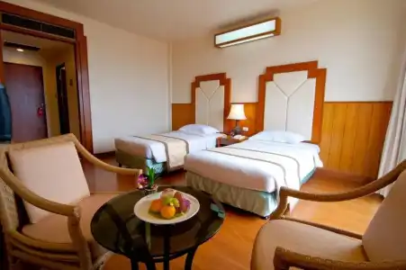 Golden Beach Pattaya - 75