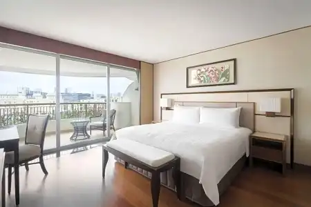 Shangri-La - 107
