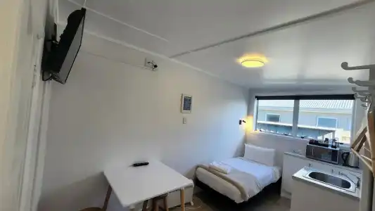 Roselands Motel - 99