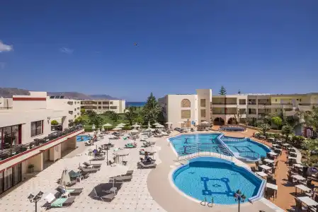 Vantaris Palace - 13