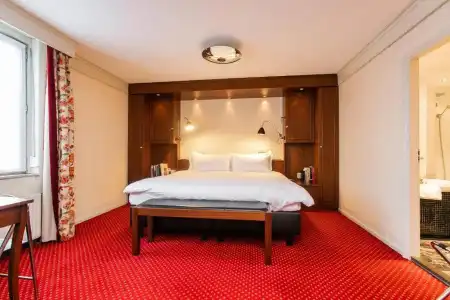 Golden Tulip Central - 149