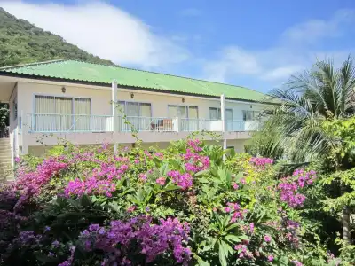 Thaniza Beachfront Resort - 23