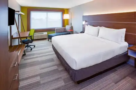 Holiday Inn Express & Suites Des Moines Downtown by IHG - 52