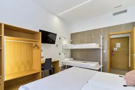 The Book Factory Hostel by gaiarooms - 54