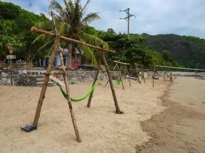 Woodstock Beach Camp - 4