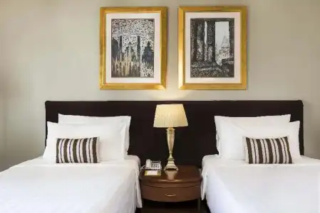 Chatrium Royal Lake Yangon - 44