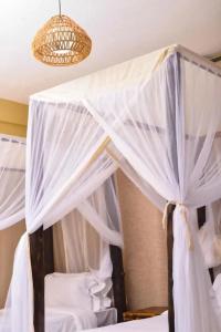 Burka Coffee Lounge - 41