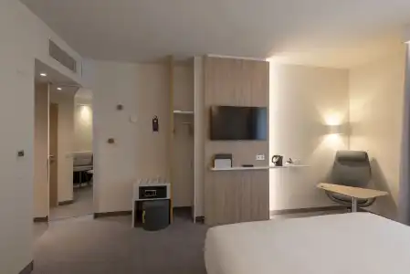Holiday Inn Express Munich North by IHG - 2