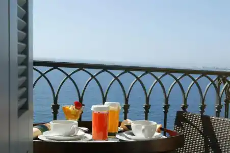 Hôtel la Pérouse Nice Baie des Anges - 124