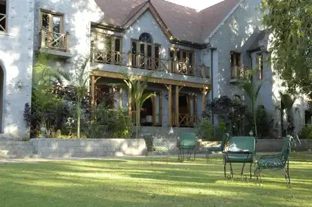 Arusha Serena - 17