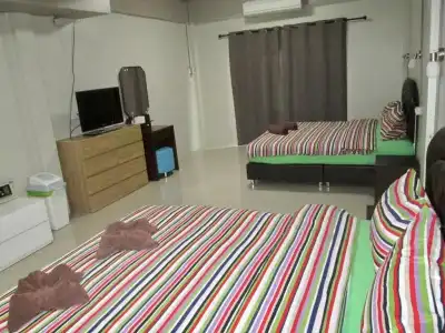Pineapple Guesthouse Karon - 65