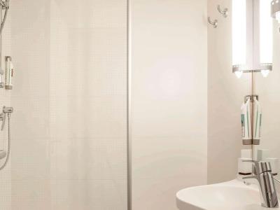 Ibis Barcelona Cornella - 13