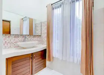 Teges Inn Kuta - 51