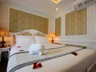 Signature Halong Cruise - 66