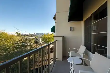 Hampton Inn & Suites Phoenix/Scottsdale - 74