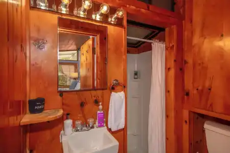 Aloha Junction Bed and Breakfast -Minutes Away from Hawaii Volcanoes National Park - 58
