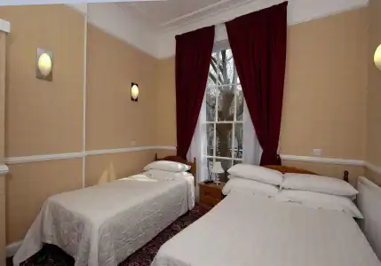 Balmoral House - 23