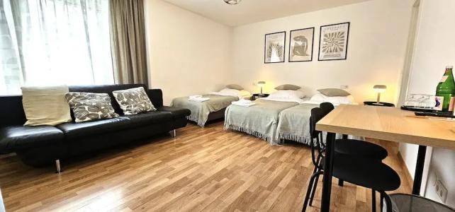 Airport Messe - 70