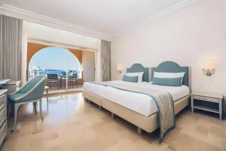 Iberostar Waves Averroes - 40