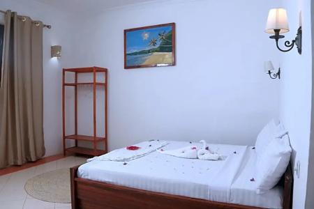 Chukwani Executive Inn - 28