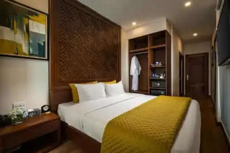 Hanoi Lakeside Premium - 1