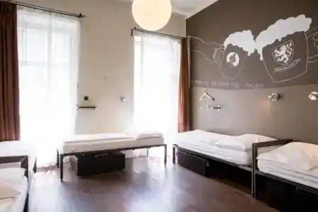 Sophie's Hostel - 4