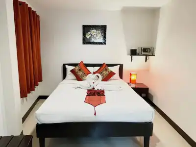 Silver Resortel - 13