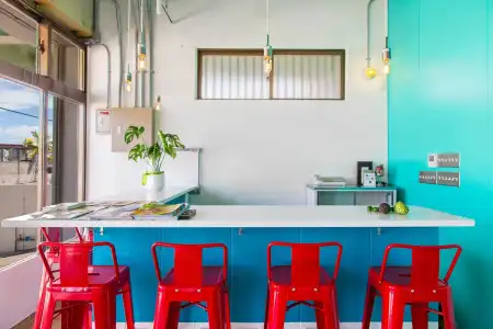 Seawall Hostel - 17
