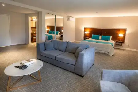 Howard Johnson by Wyndham La Plata - 21