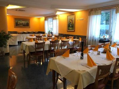 & Restaurant Garda - 2