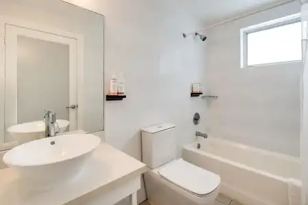 Waterside and Suites - 41