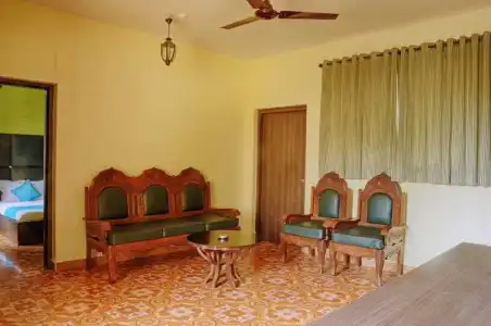 Peninsula Beach Resort, Calangute - 12